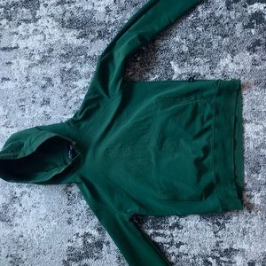 Cool handy sweatshirt!